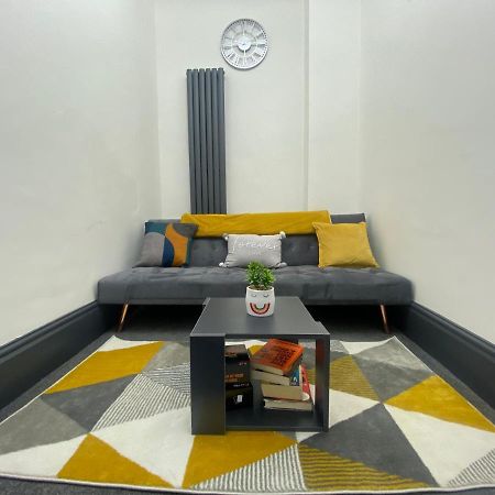ברמינגהאם Swanky Apartments מראה חיצוני תמונה